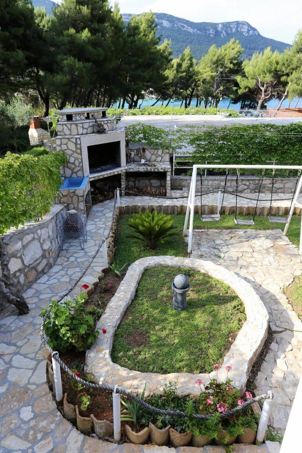 Apartments By The Sea Zuljana, Peljesac - 10233 Esterno foto