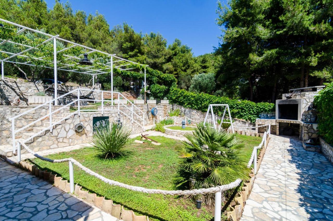Apartments By The Sea Zuljana, Peljesac - 10233 Esterno foto